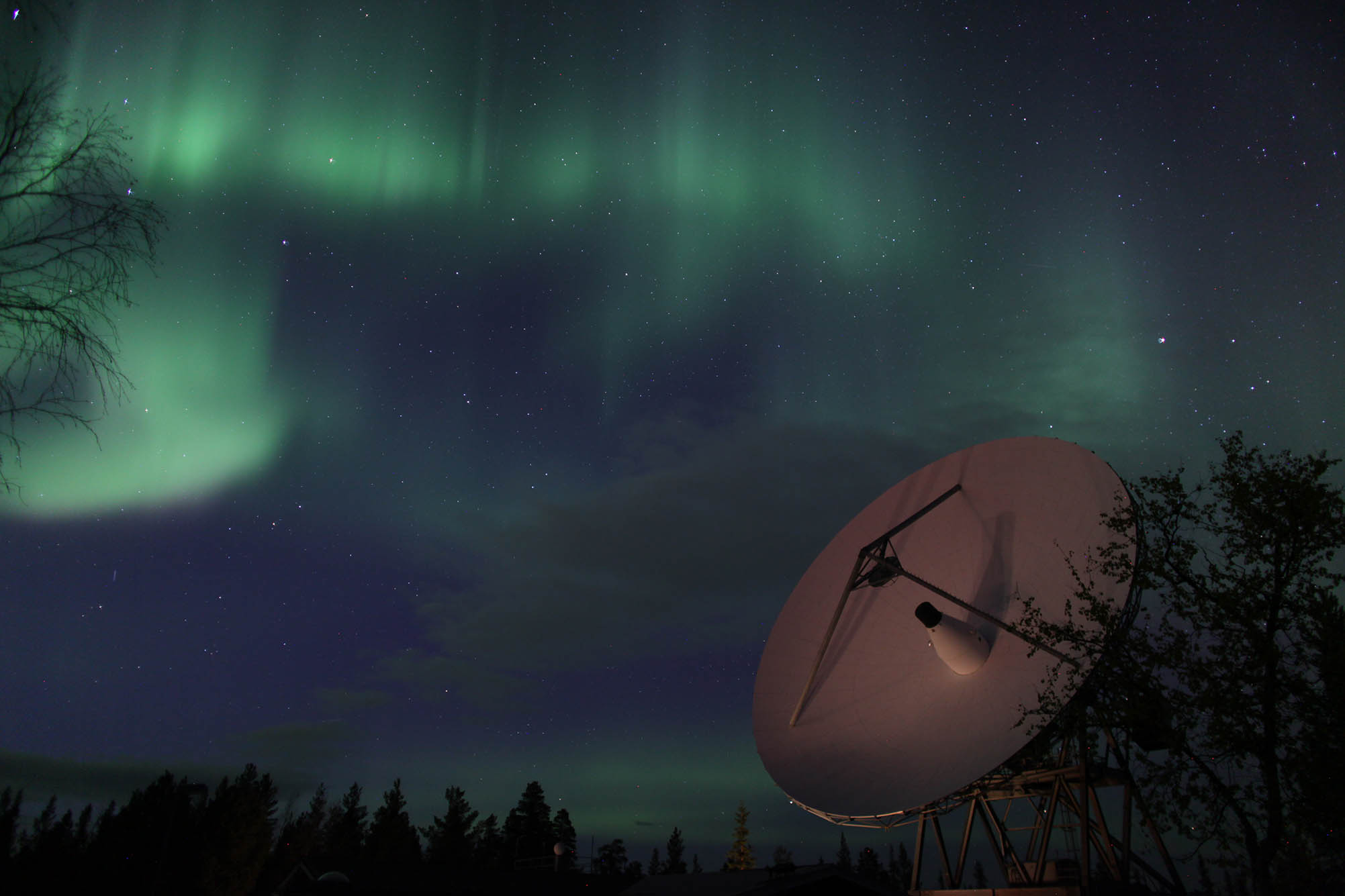 Antenna in aurora