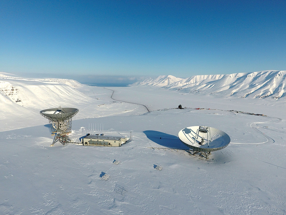 EISCAT Svalbard Radar. Photo: Craig Heinselman